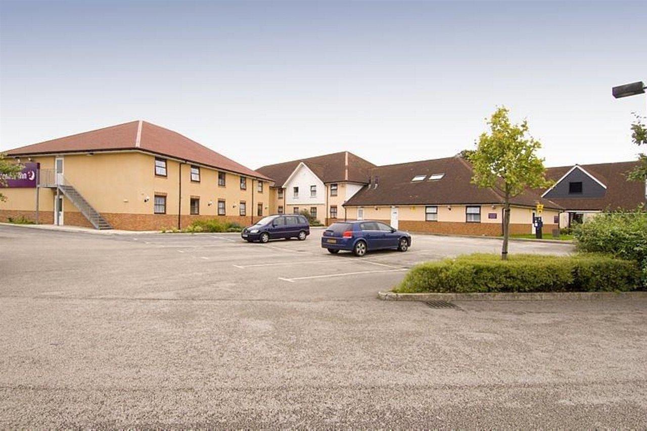 Premier Inn Derby West Exterior photo